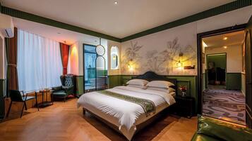 Romantic Double Room, City View | Minibar, individually decorated, blackout curtains, soundproofing