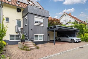 Exterior - Apartment 'Wohlfühlappartement Sonnenhalde' with Private Terrace, Garden & Wi-Fi (Sigmarszell)