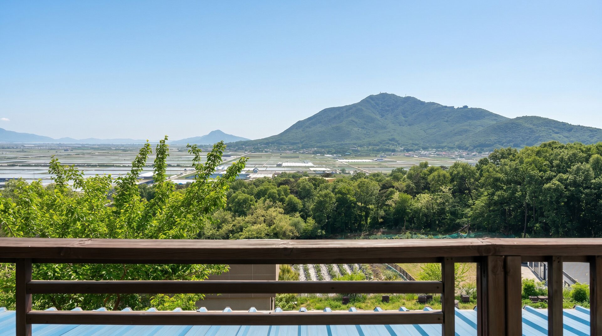 ห้องเบสิก, 3 ห้องนอน (Entire House with Private BBQ) | 3 ห้องนอน, Wi-Fi ฟรี