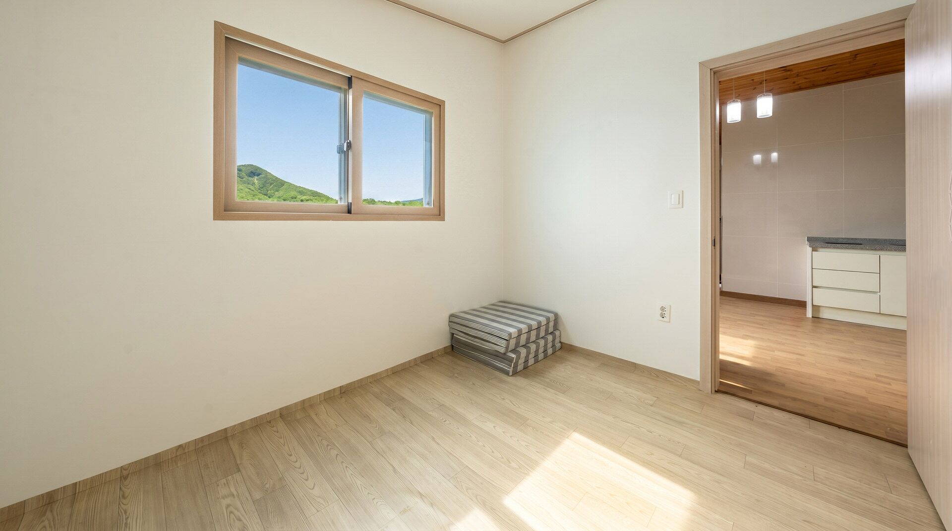 Basic Room, 3 Bedrooms (Entire House with Private BBQ) | 3 bedrooms, WiFi (free)