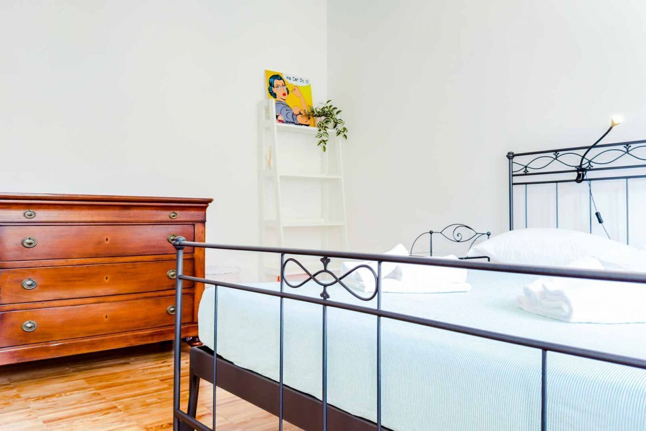 2 camere, ferro/asse da stiro