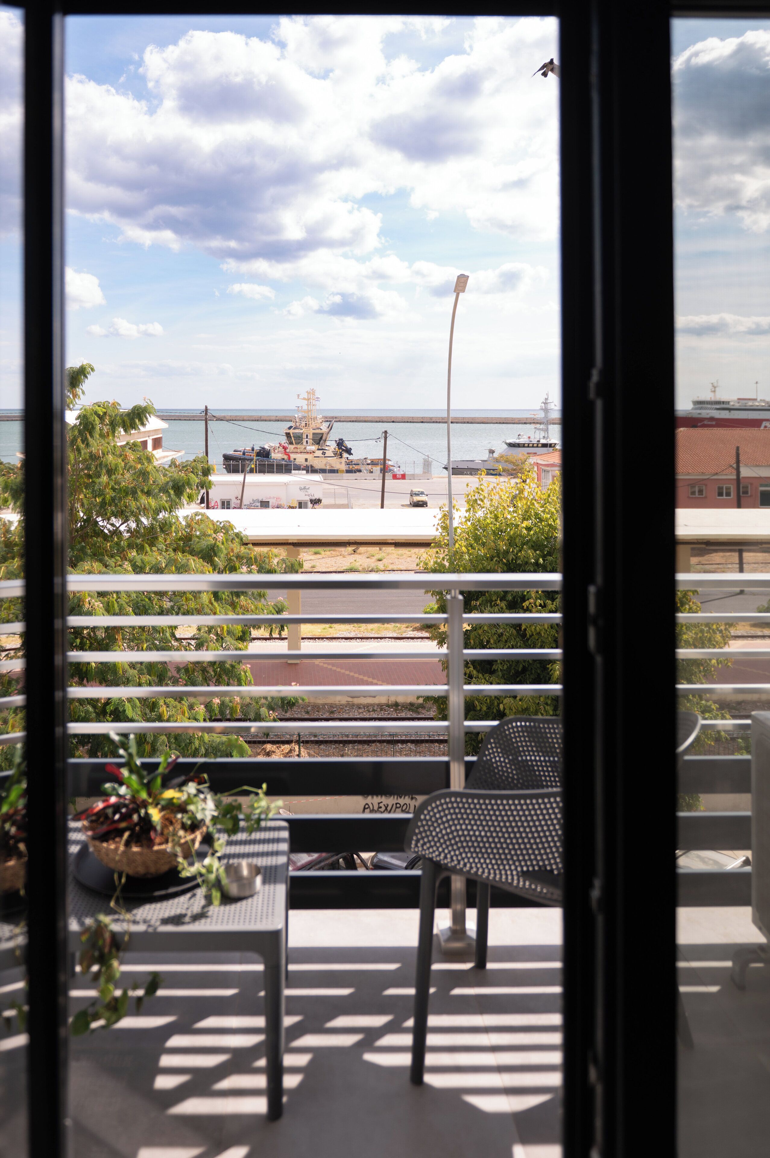 Apartamento, sacada, vista para o mar | Parte interna