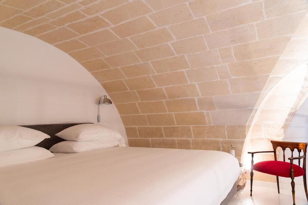 Superior Room | Frette Italian sheets, premium bedding, memory foam beds, minibar
