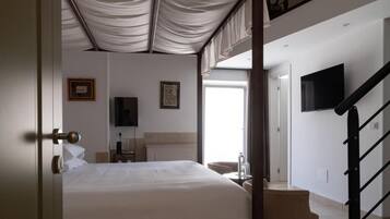 Habitación familiar | Sábanas italianas Frette y ropa de cama de alta calidad