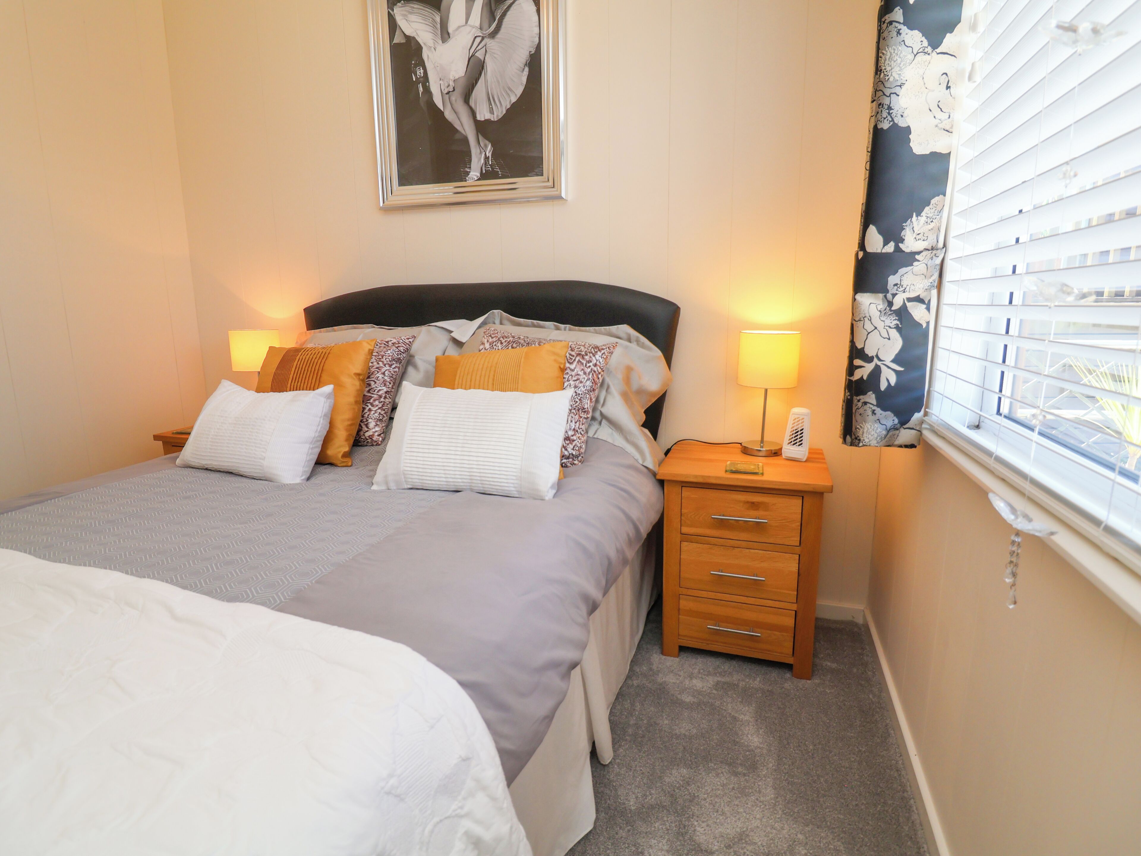 3 bedrooms, WiFi (free), individually decorated, individually furnished