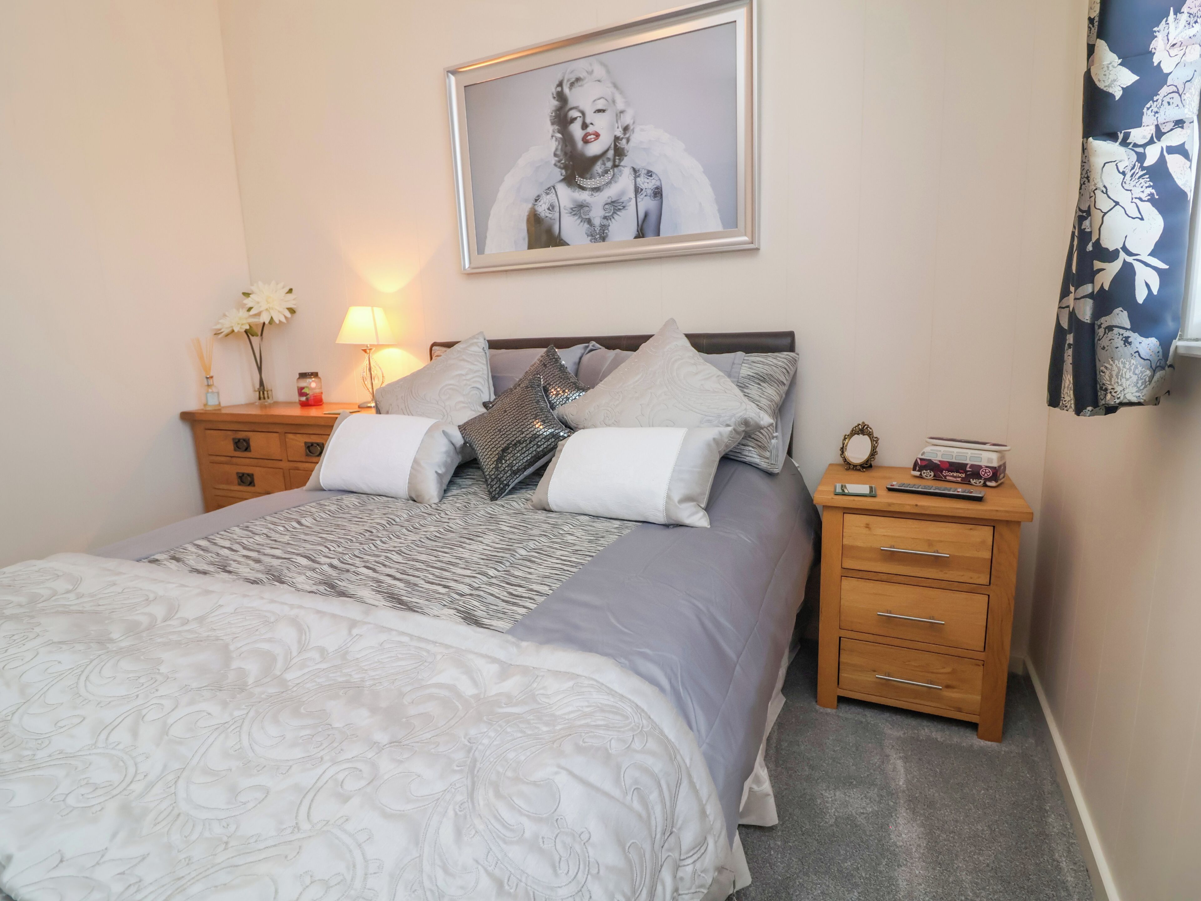 3 Schlafzimmer, kostenloses WLAN, individuell dekoriert