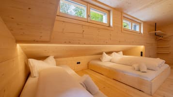 4 bedrooms