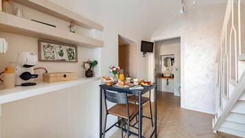 Standard Apartment, 1 Bedroom, Air conditioning (La Chicca Sul Mare Sea View) | Interior