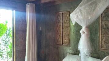 Basic-Doppel- oder -Zweibettzimmer, 1 großes Einzelbett, Nichtraucher, Gartenblick | Schreibtisch, kostenloses WLAN