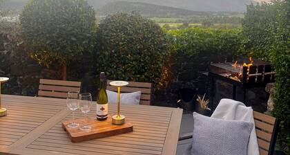 The Stirling Lookout | Panoramic Terrace Views | Steps from Stirling Castle