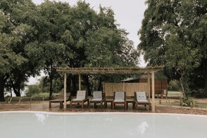 Alberca al aire libre 