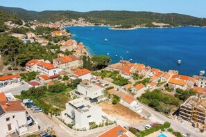 Unclassified image, 4 of 65, button - Villa Nisa (Vis)