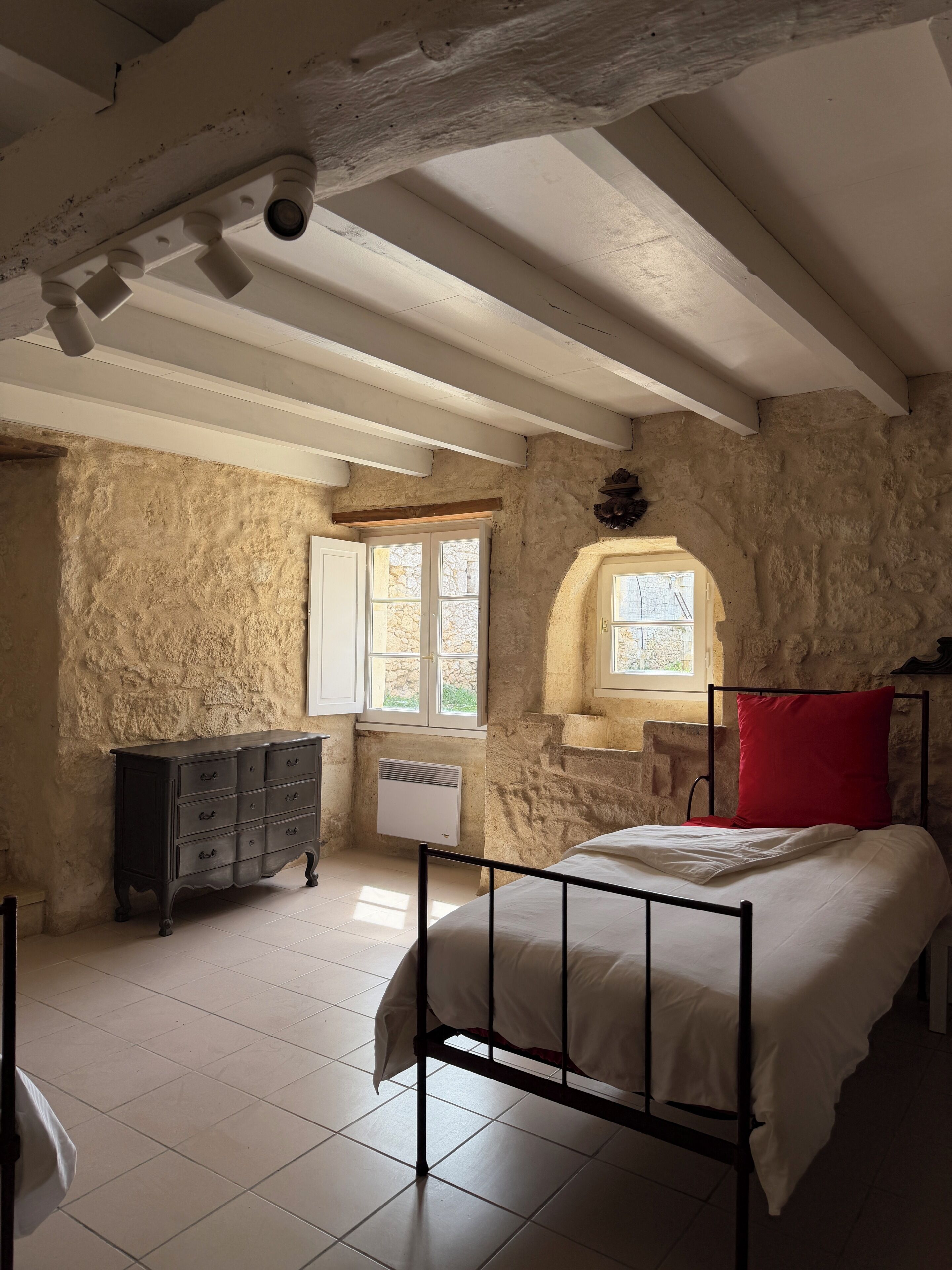 2 habitaciones, wifi y ropa de cama 