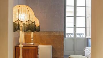 Signature Double Room, City View | Interior