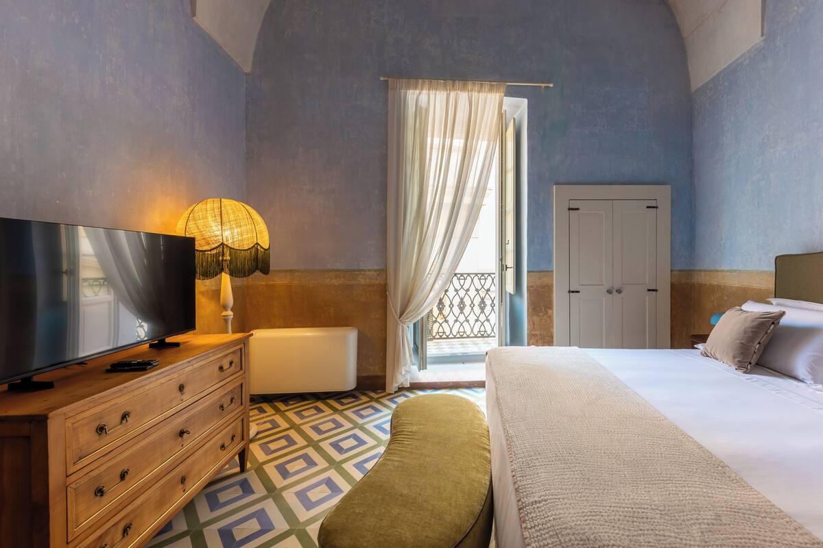 Luxury Double Room, City View | Frette Italian sheets, premium bedding, down comforters, pillowtop beds