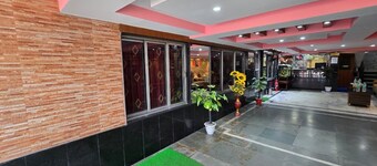Anandaloke Guest House