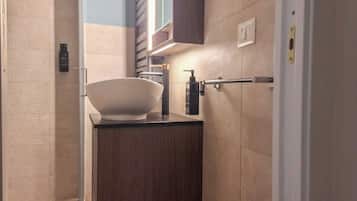 Appartamento, balcone | Bagno