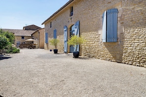 Extérieur