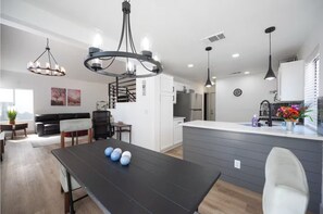 Interior - Modern 3BR/3BA Retreat I Spa, BBQ, 15 Min to Strip (Las Vegas)