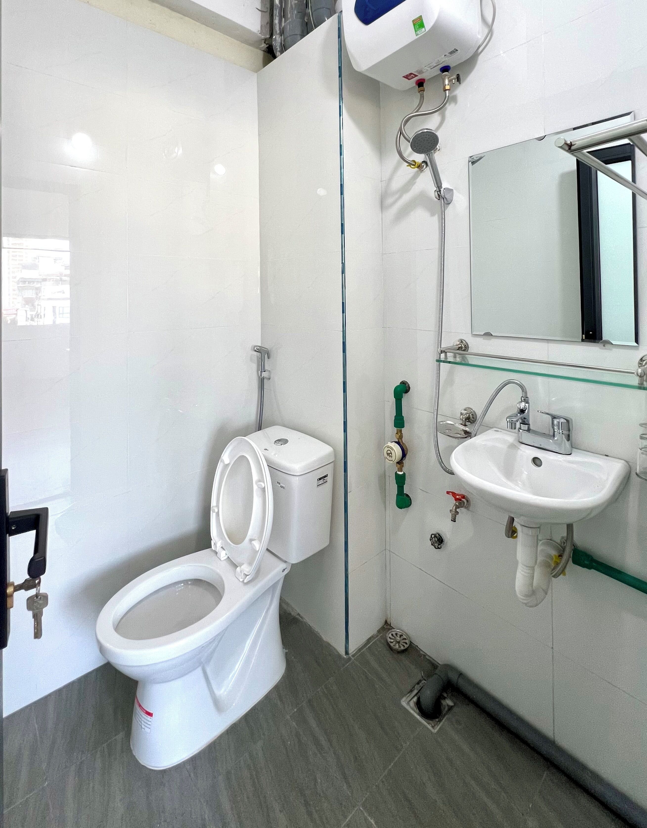 Family Room, Balcony | Bathroom