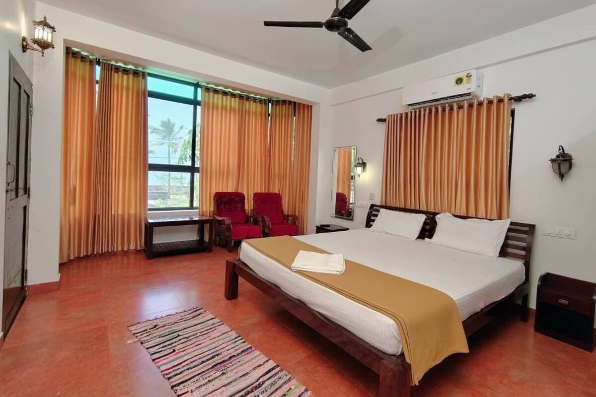 Standard Suite, Sea View