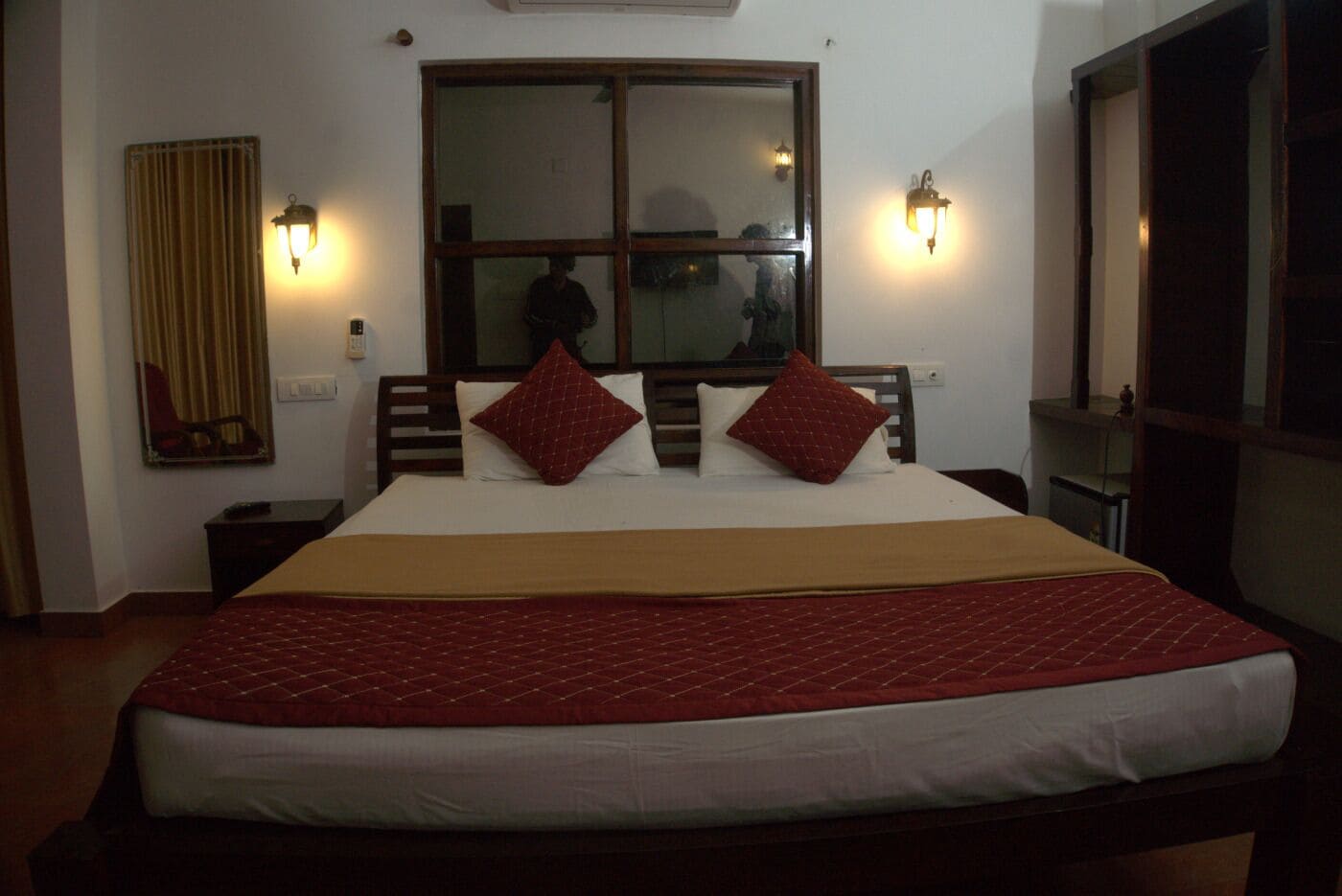 Classic Suite | Free WiFi, bed sheets
