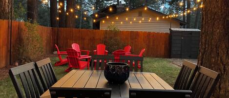 Outdoor dining