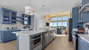 Unclassified image, 4 of 93, button - BRAND NEW Luxury Semi-Oceanfront in Kill Devil Hills DevOcean (Kill Devil Hills)