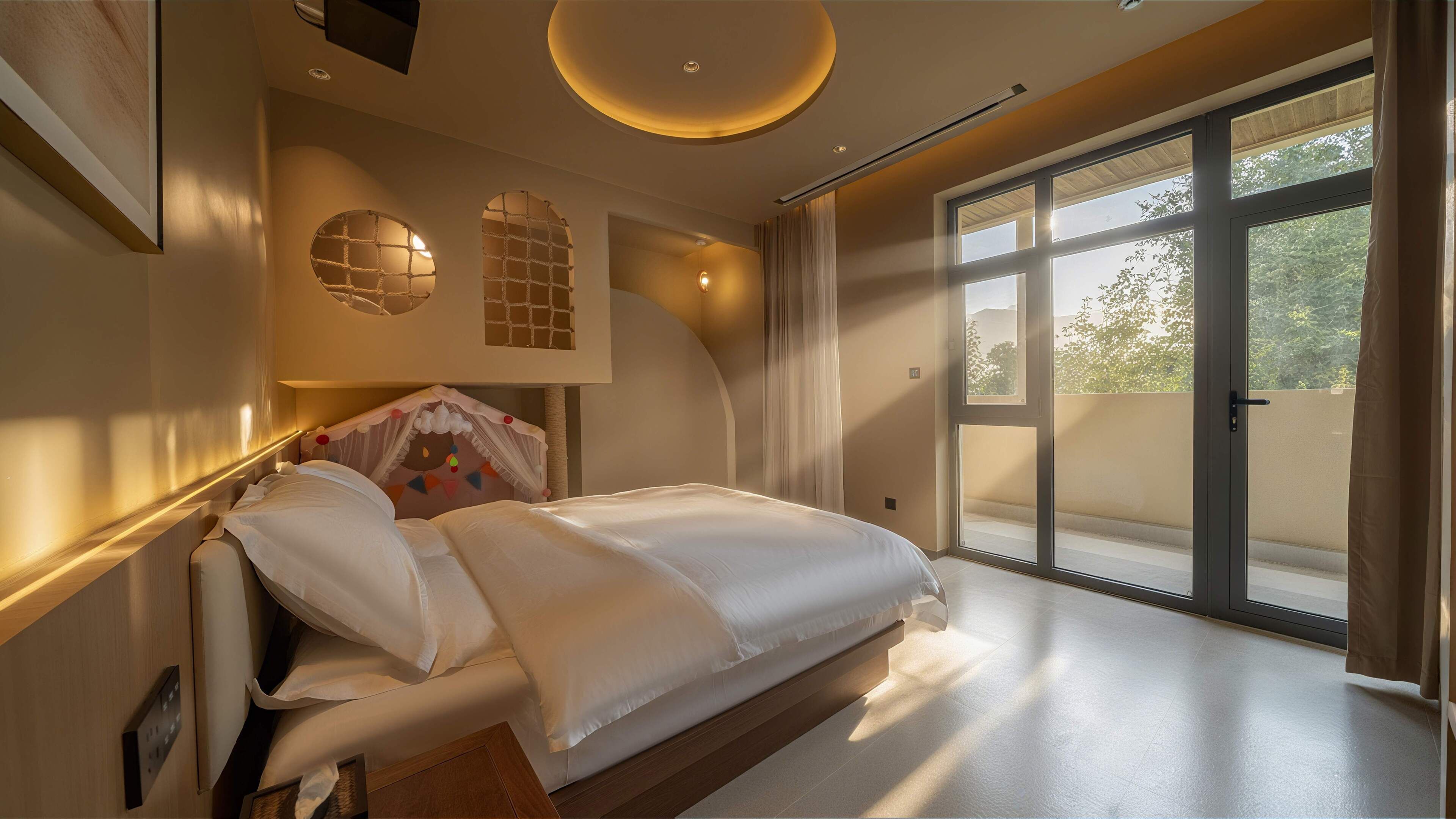 Couette en duvet d'oie, minibar, bureau