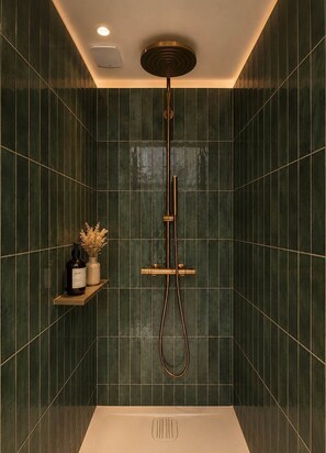 Bathroom - Superior Suite Criste Marine (LE BOIS PLAGE EN RE)