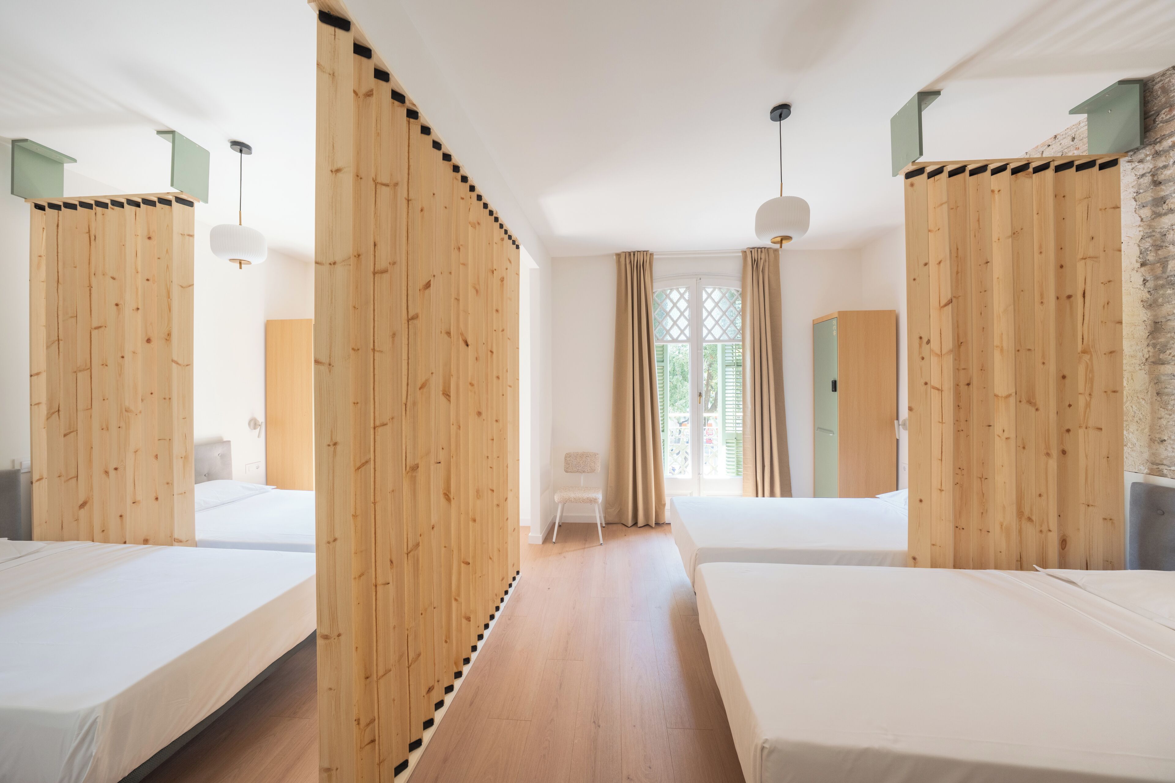 Comfort Shared Dormitory, Women only, Balcony, City View | WiFi (free)