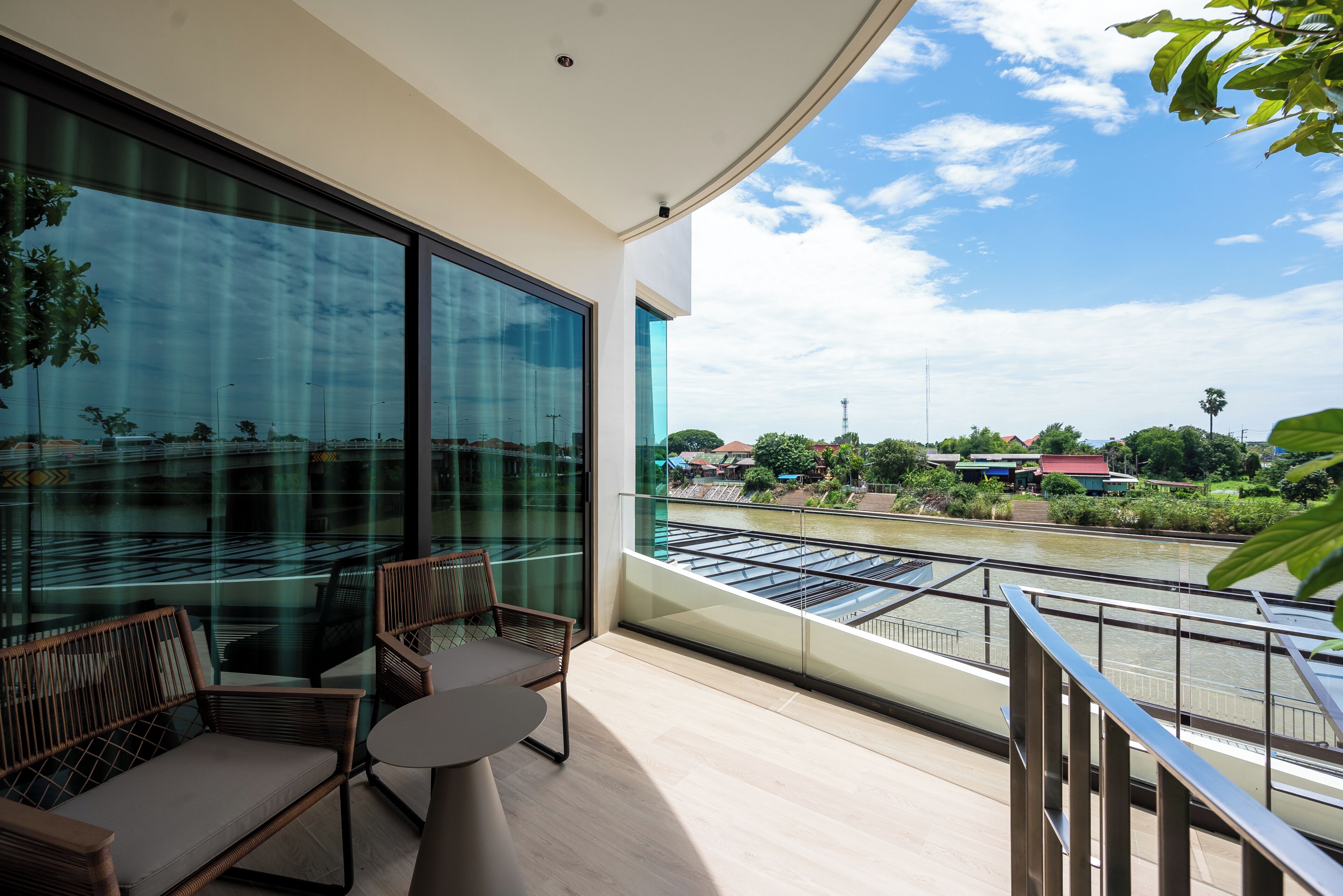 Premium Deluxe Room with Terrace, River View | テラス / パティオ
