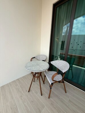 Deluxe Room, Pool View | Outdoor dining - The Rachata Ayothaya (Chang Wat Phra Nakhon Si Ayutthaya)