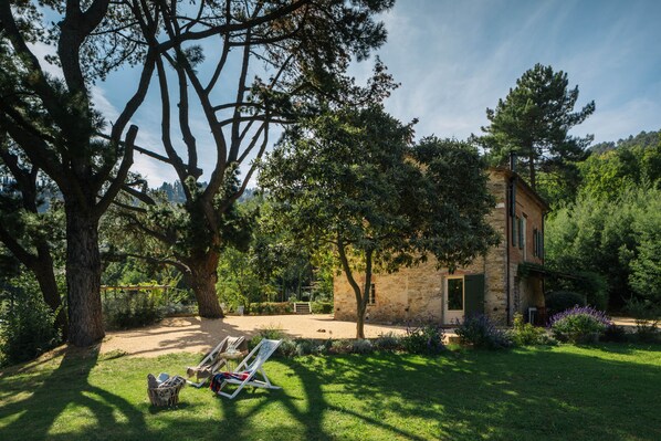 住宿地面