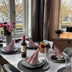 Dining - Vrbo Property (Oldenburg (Oldb))