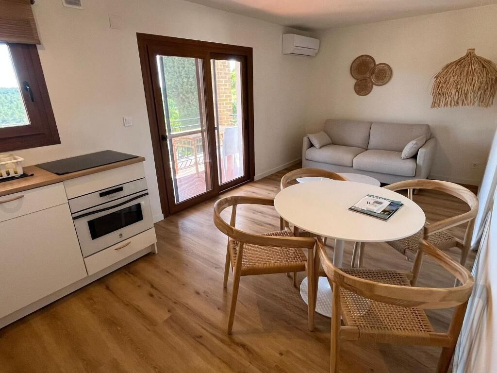 Departamento, balcón, vista a la montaña | Interior