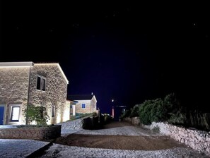 Unclassified image, 3 of 41, button - Villa Proversa (Ždrelac)