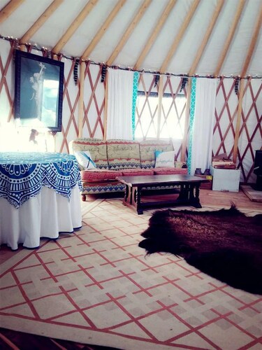 Sanctuary Yurt Glamping Forest Getaway in Alberton, MT