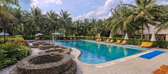 Cuc Phuong Mineral Retreat