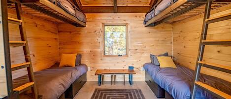 3 bedrooms, WiFi, bed sheets