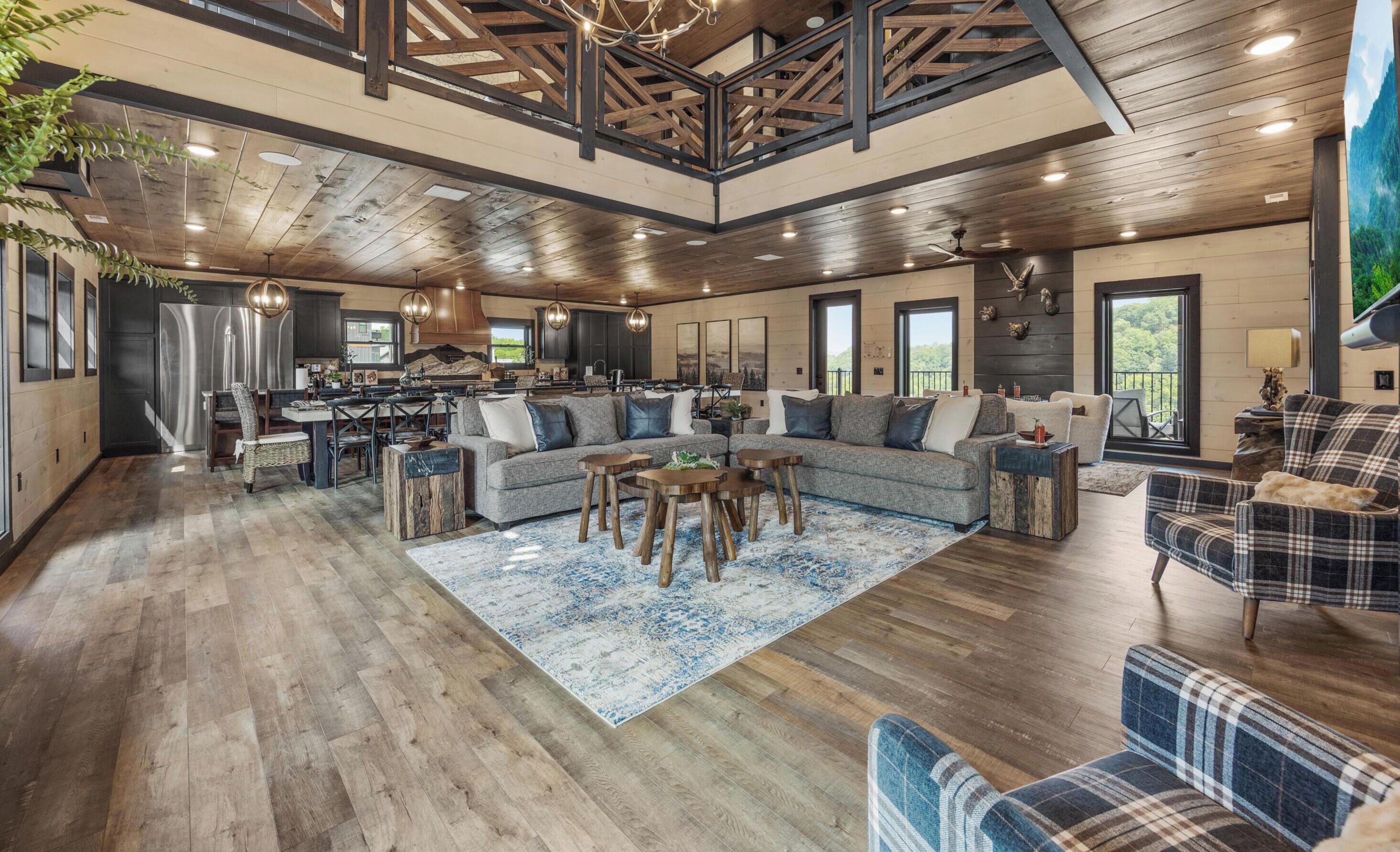 The Athletic Club | 12br Luxury Retreat, Sleeps 40, Water Park Access - Sevierville, TN