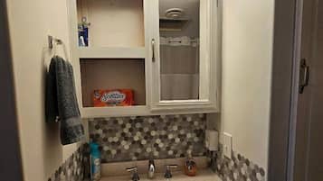 Hair dryer, towels, toilet paper