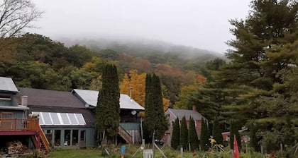 Romantic Weekend Retreat in the Quiet Town of Cummington, Massachusetts