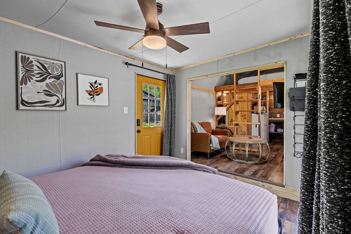 1 habitación y ropa de cama 