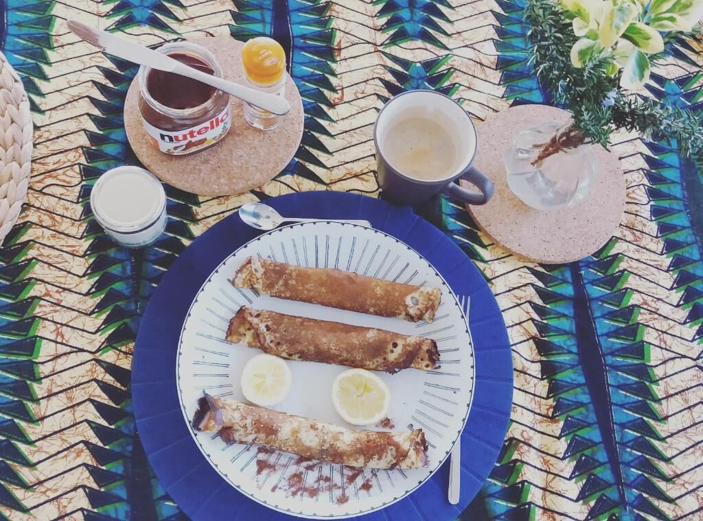 Desayuno completo todos los días (con cargo) 