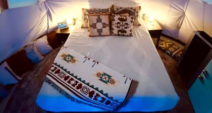 Cliffside Tipi Retreat with Jetted Soak & Sunset Skies in Cottonwood Shores, Texas