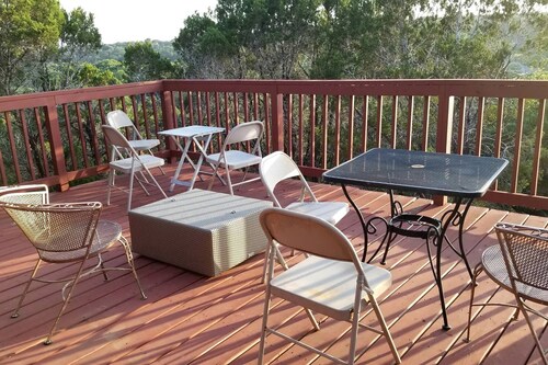 Idyllic Cottage Rental Perfect for an Outdoor Getaway in Killeen, Texas