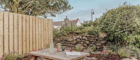 Family Suite | Outdoor dining