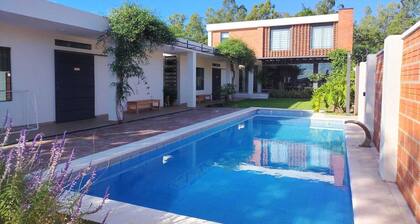 14 Guest House Spacious: Quincho Swimming Pool Games