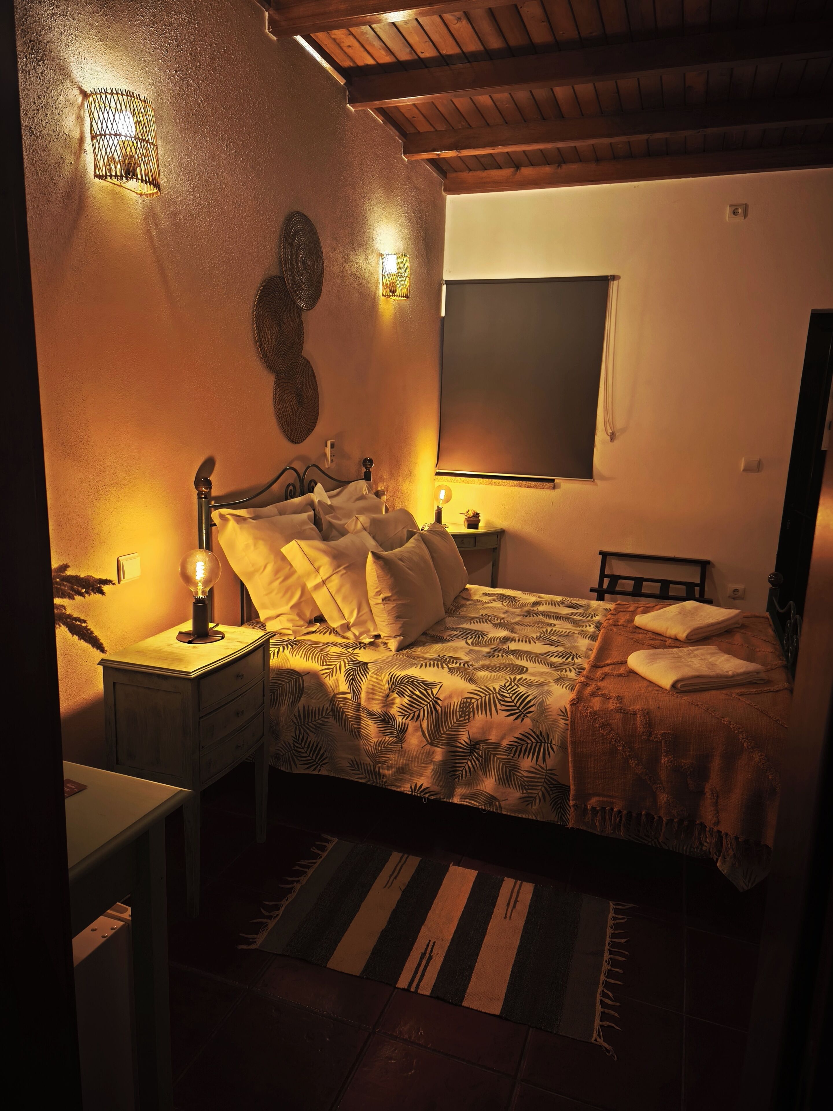 Quarto casal clássico, vista para o jardim | Quartos à prova de som, Wi-Fi de cortesia